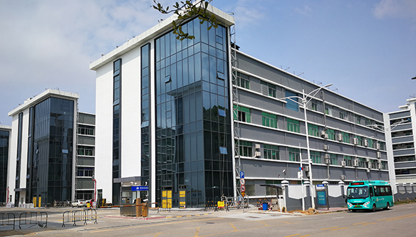 安陆智慧园区幕墙维修